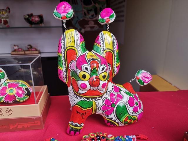 品博会与第五届陕西民间文艺山花奖 民间工艺美术的传承与创新